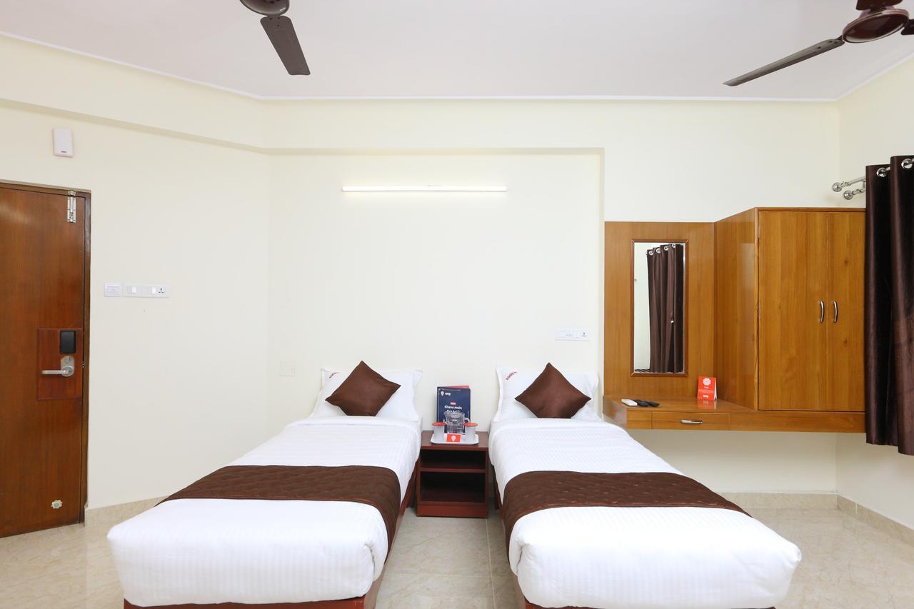 Oyo 11433 Kishore Inn Ченнаї Екстер'єр фото